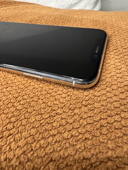Iphone 11 PRO (BATERIA 100%)