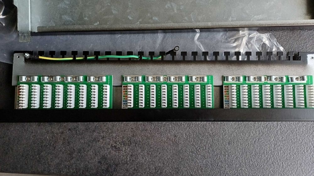 Patchpanel 24xRJ45