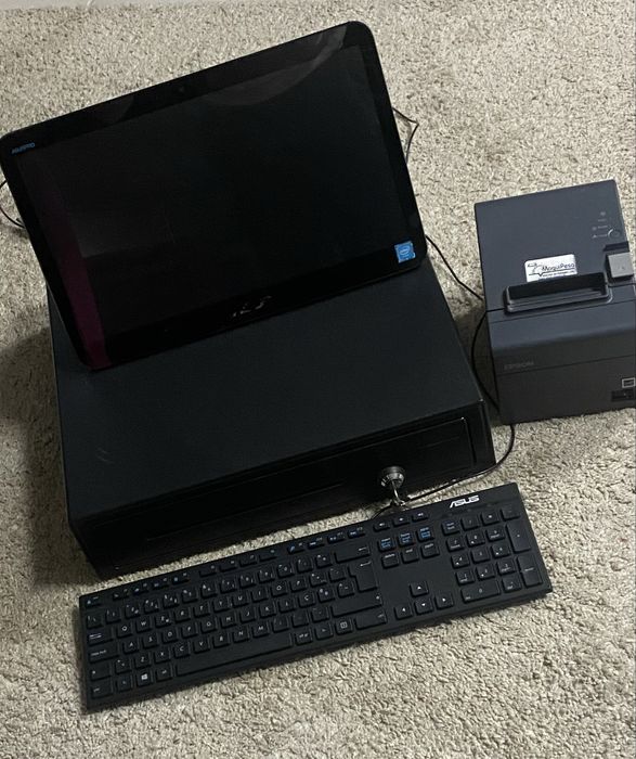 Caixa registadora com computador