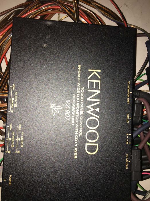 Radio Kewood KNA V100