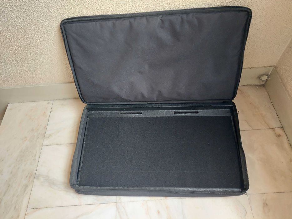 Pedaleira Gator GPT-PRO Pedalboard com Saco