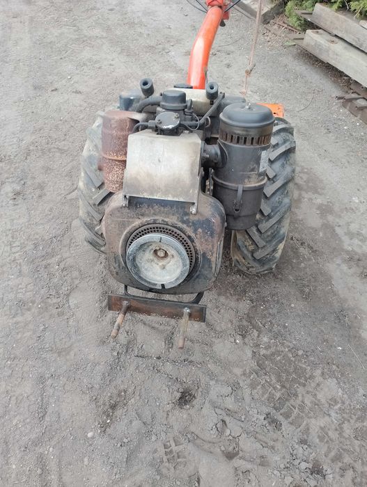 Ciągnik jedno osiowy Goldoni glebogryzarka Diesel 7 KM Lombardini 530