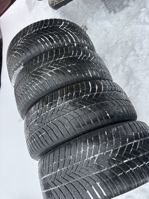 Шини 285/45 R21 Bridgestone , резина комлект на джип