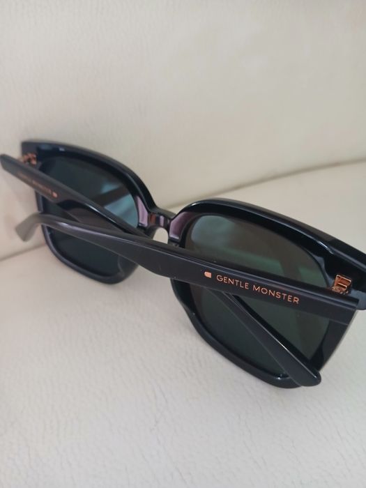 Óculos de sol GENTLE MONSTER modelo (her)