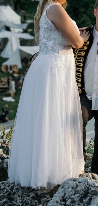 Suknia ślubna 48