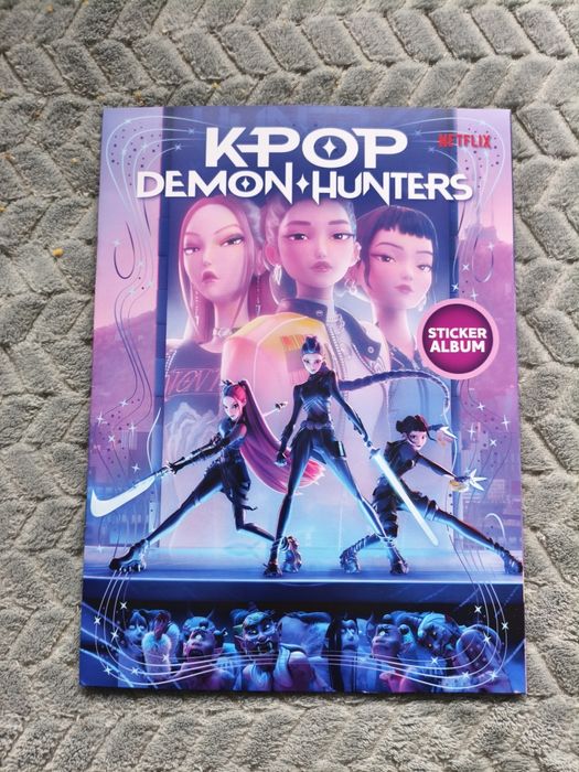 K-POP DEMON HUNTERS  łowczynie demonów album na naklejki