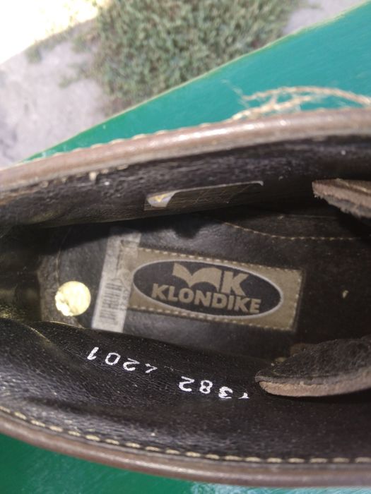 Продам кожаные мужские туфли