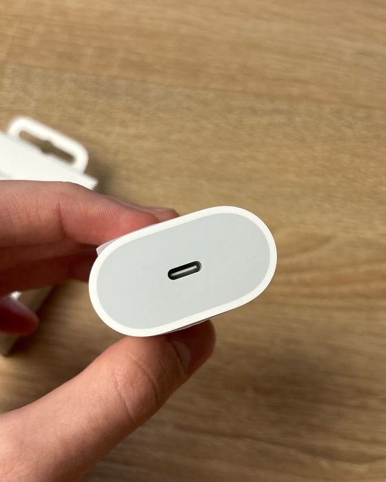 Швидка зарядка для iPhone 100% Орігінал Apple 20W USB-C Зарядний блок