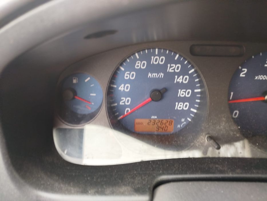 Nissan pik up