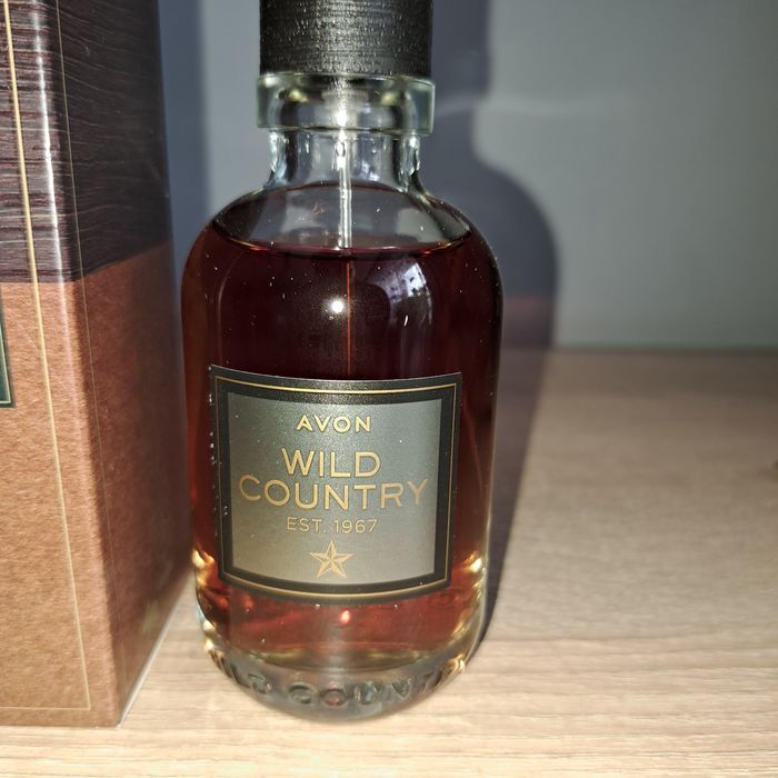 Męska woda toaletowa Wild Country Avon 75ml