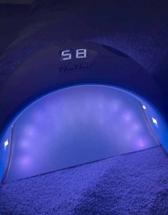 lampa do robienia paznokci NeoNail