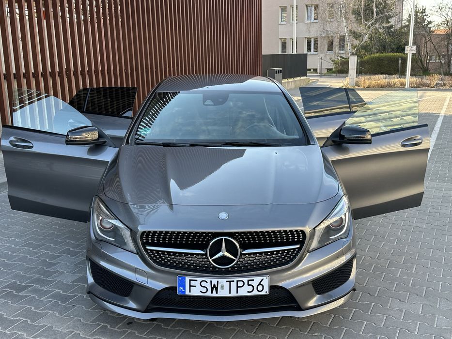 Mercedes-Benz CLA 180 pakiet AMG