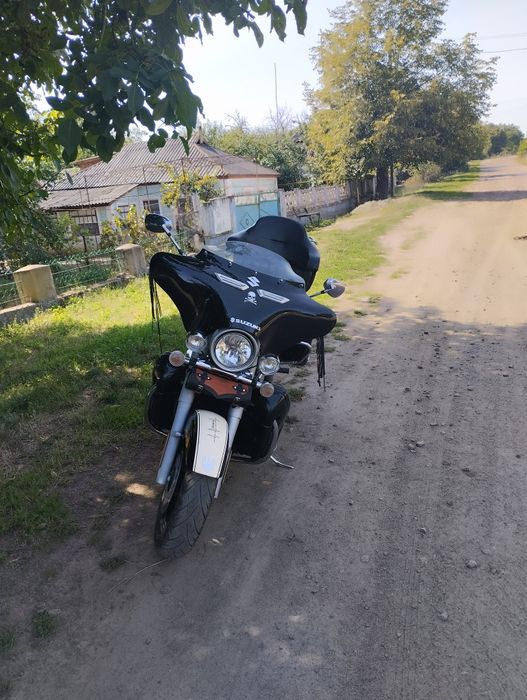 Сузукі інтрудер 400