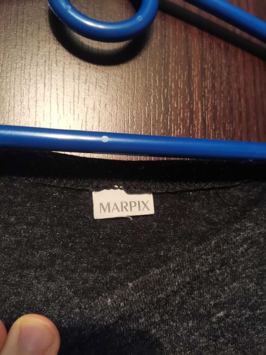 Sukienka z falbanką