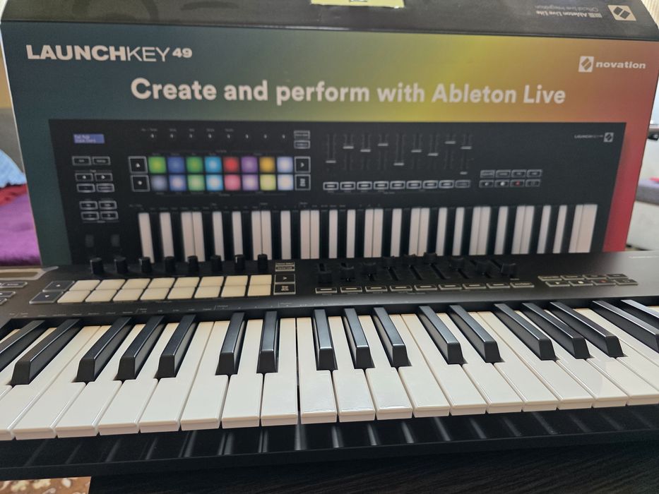 Klawiatura sterująca Novation Launchkey 49 MK3