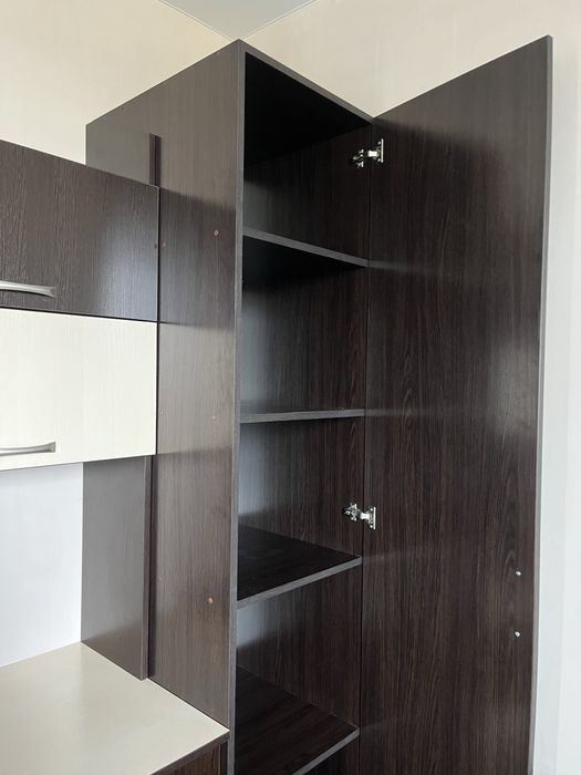 Стіл-шафа  офісний