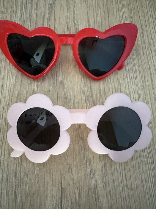 Nowe bez metki. Dziecięce okulary przeciwsłoneczne