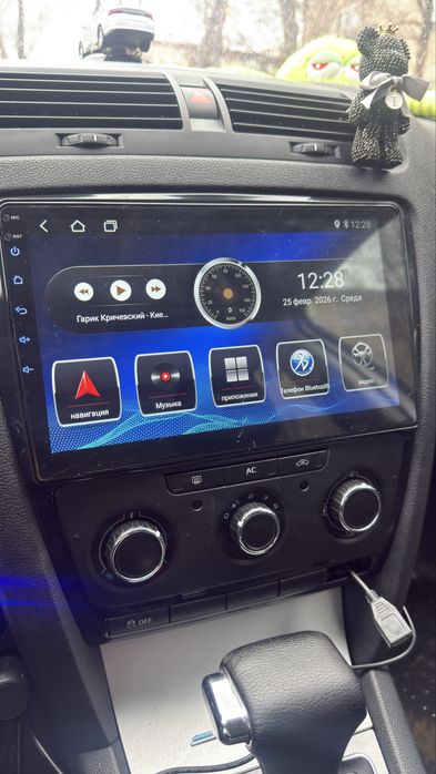 Магнитола Android Skoda Octavia A5 CarPlay Auto 4/64 шкода октавия А5