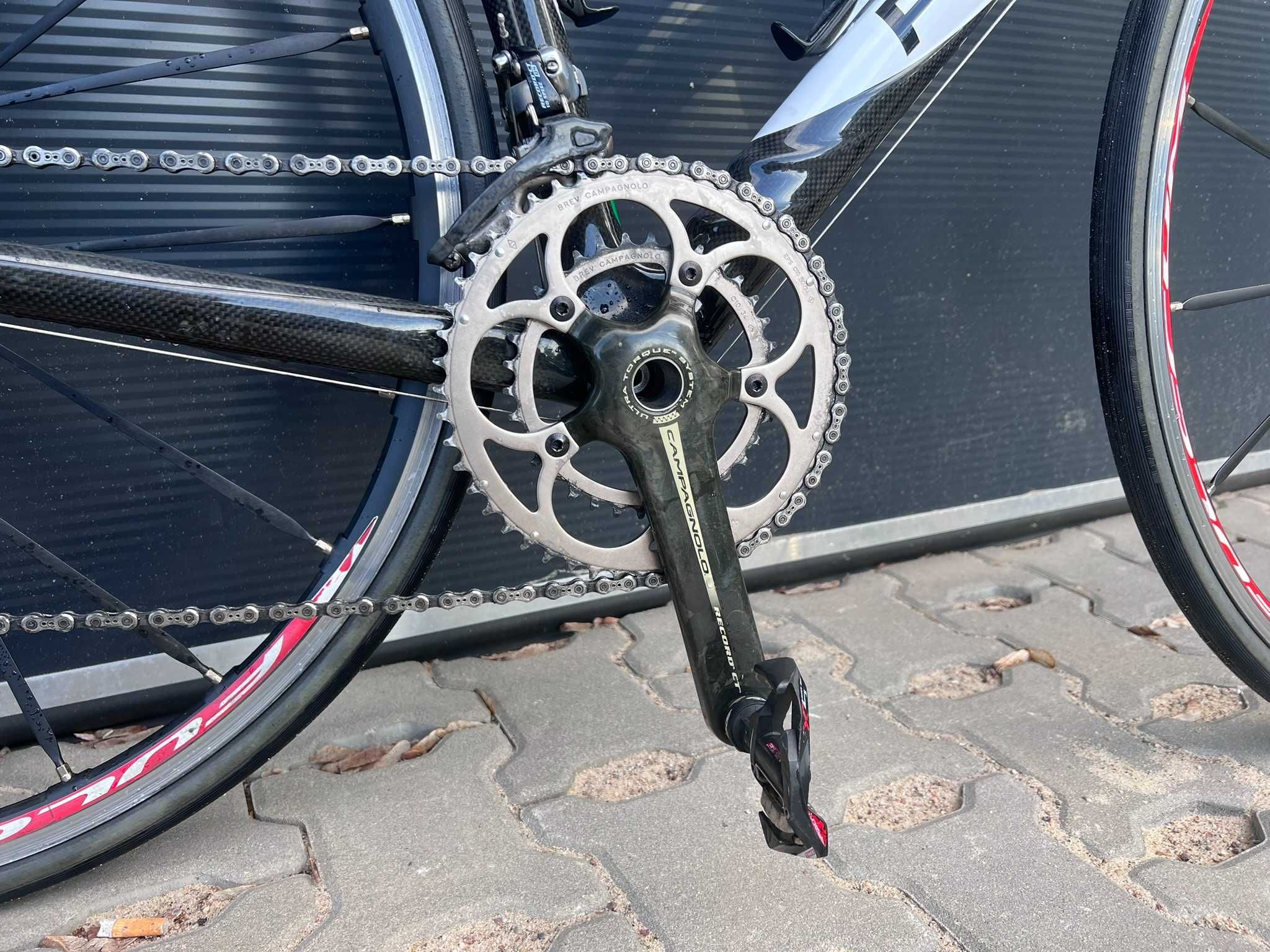 what's on the peloton app