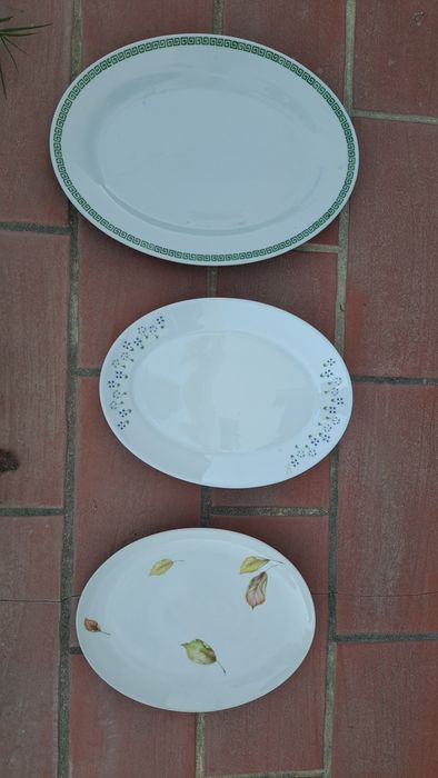 Travessas de louça antigas