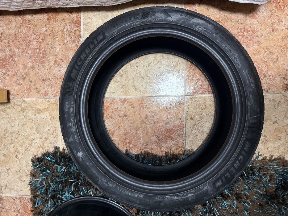 Pneus Continental e Michelin 245 45 r19 Y