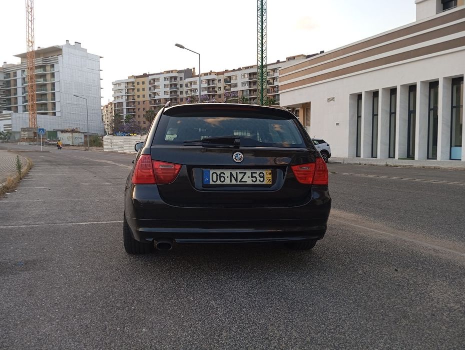 BMW 320d LCI Touring — photo 5