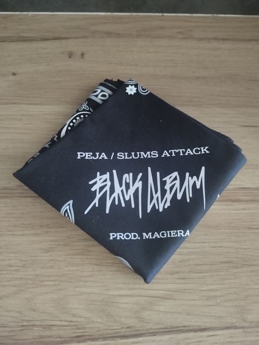 Peja Slums Attack, Black album, bandana, chusta