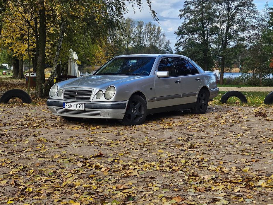 Mercedes-Benz Klasa E Sprzedam/Zamienię