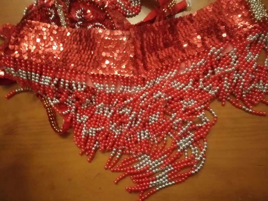 Biquini e minisaia para Carnaval e festas. Sexy