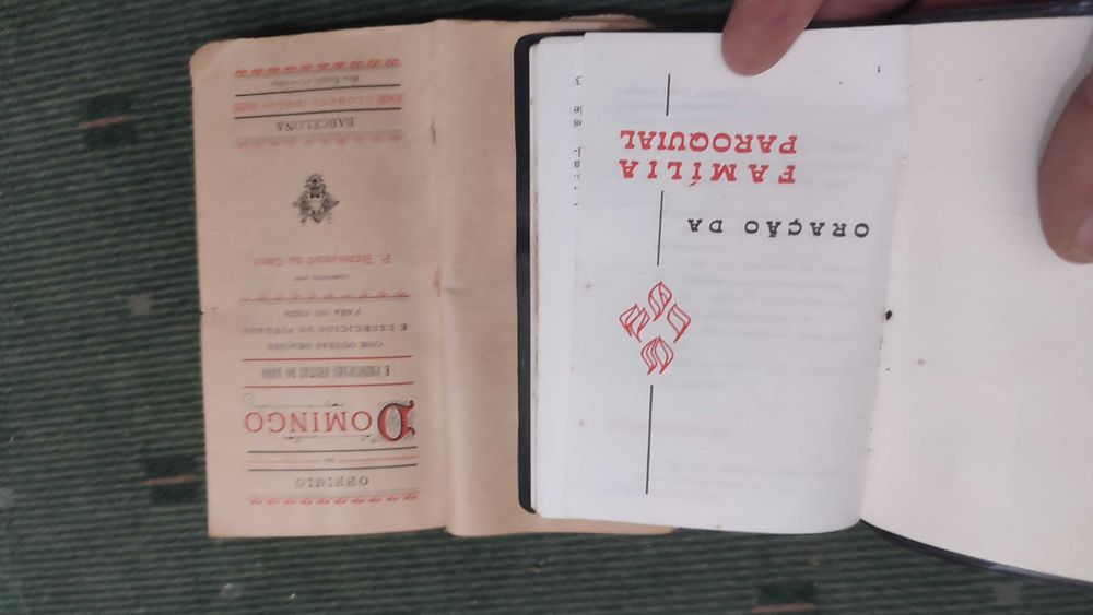 12 Livros Religiosos antigos Missais e Livros de Orações
