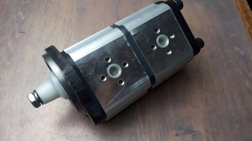 Pompa hydrauliczna Ursus C-380 IIIB, C-385