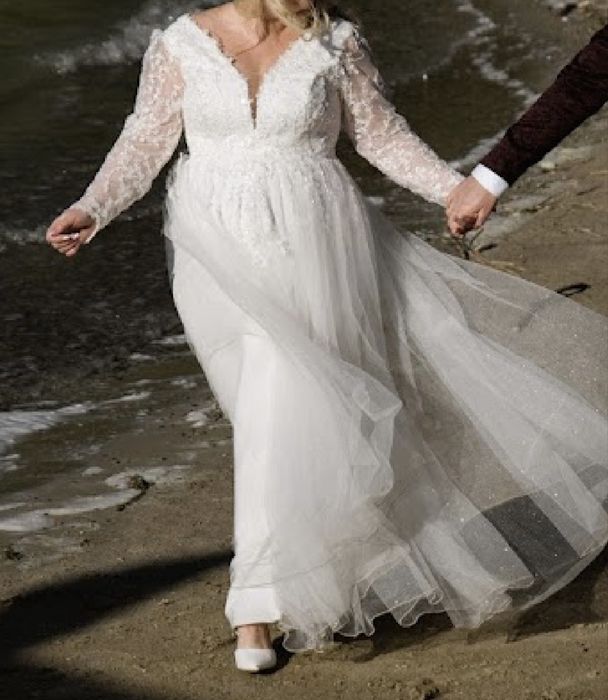 Suknia ślubna plus size