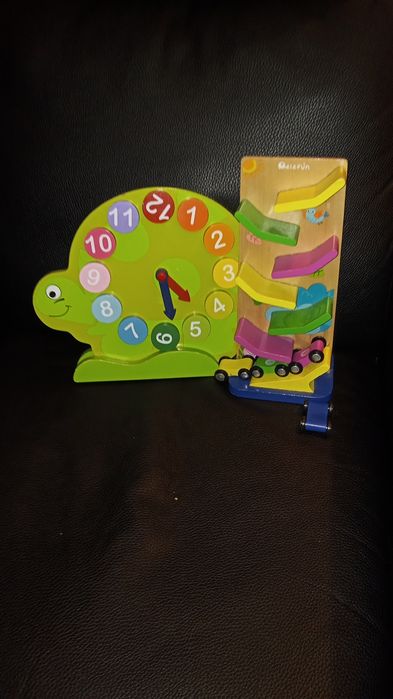 Klocki drewniane edukacyjne,zegar i zjeżdżalnia