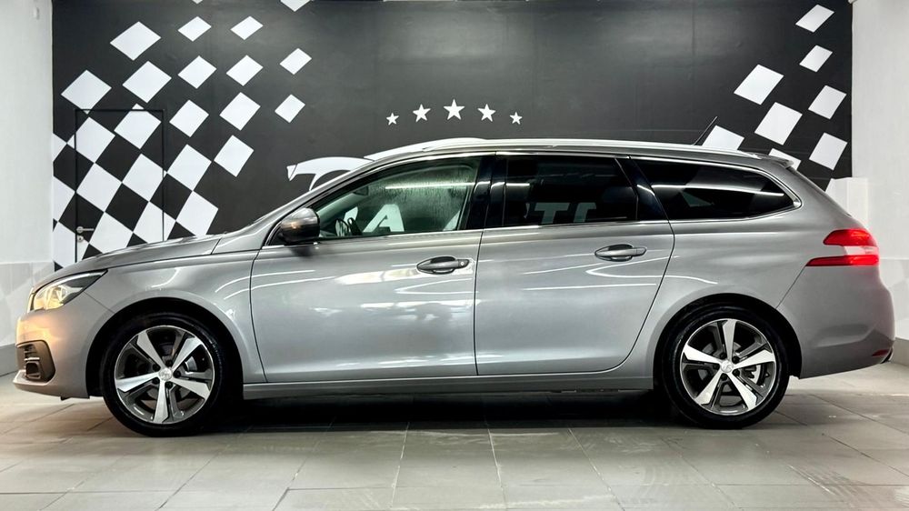 Peugeot 308 SW Allure — photo 4