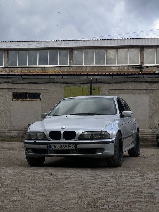 Продам BMW E39 2.0