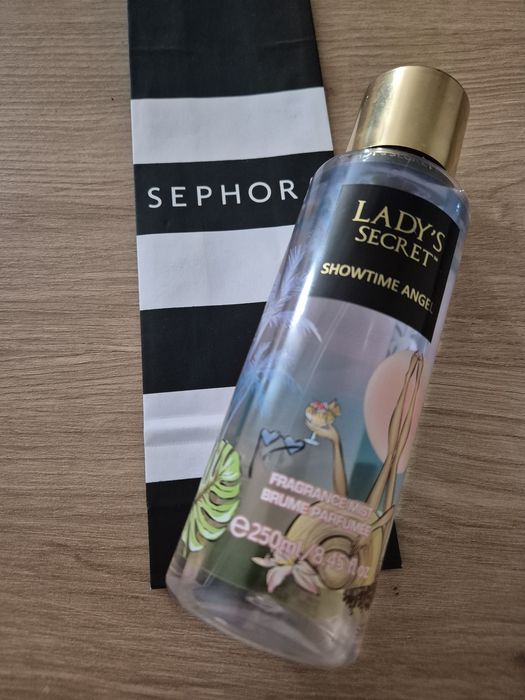 Ciut zużyta! Tanio! LADY'S SECRET Showtime Angel 250 ml mgiełka do ciała KWIATOWO OWOCOWA