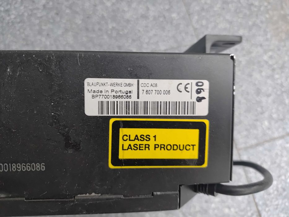 Zmieniarka płyt CD Blaupunkt CDC A08