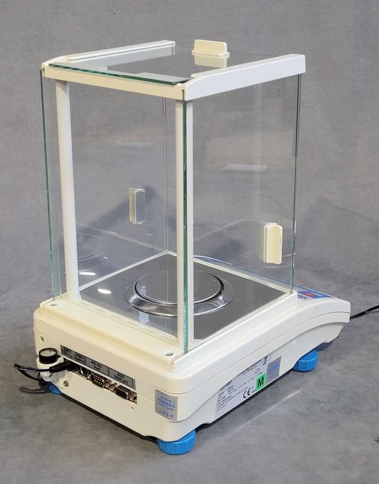 Waga analityczna RadWag AS 220/X.