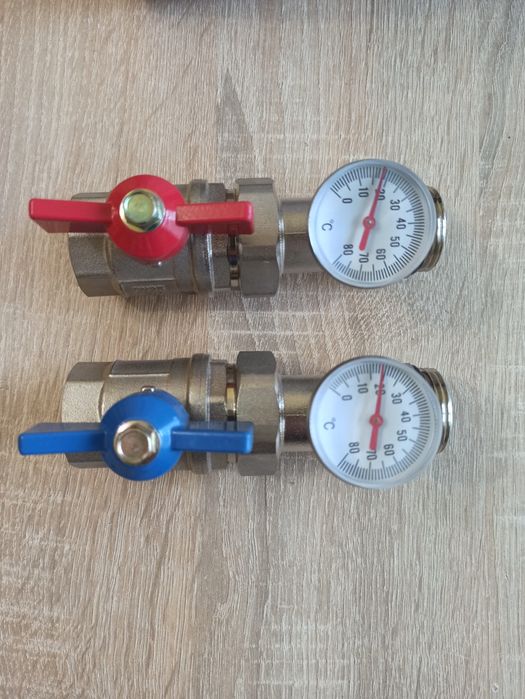 Кран для колектора із термометром