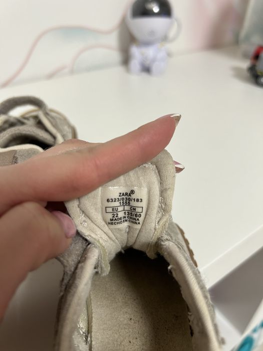 Кросівки кросовки zara