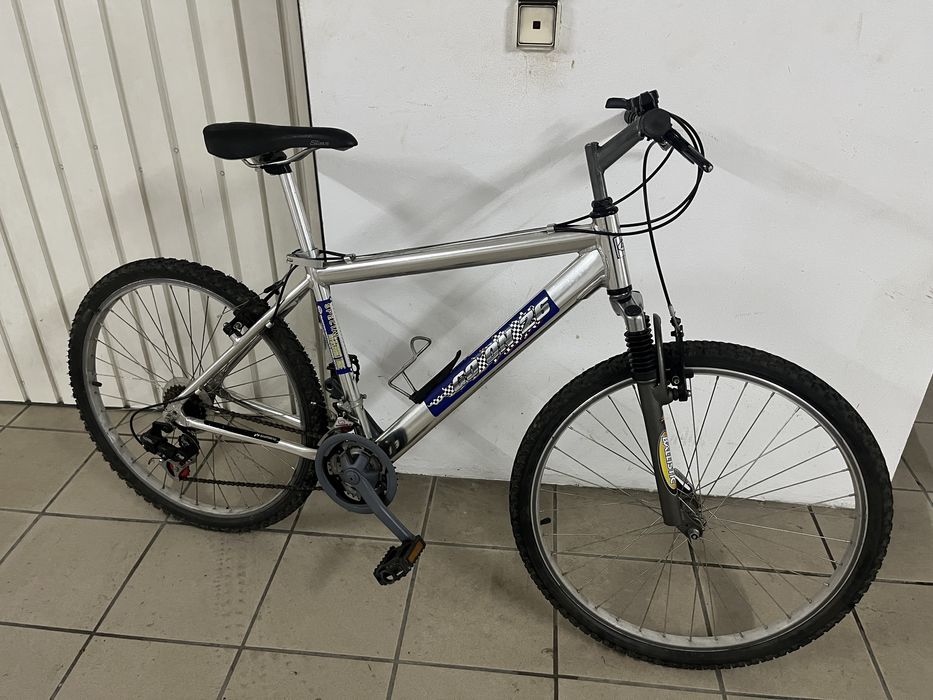 Bicicleta de Montanha R26 grupo Shimano