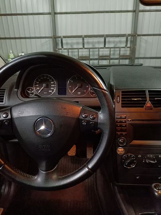 Mercedes a 150  (169 кузов)