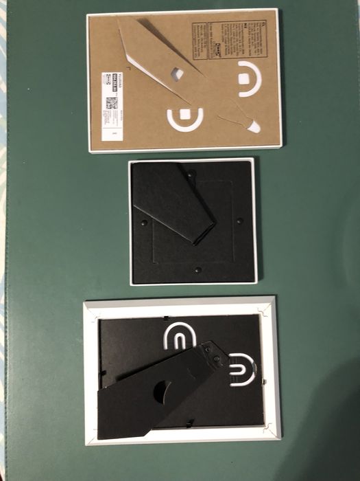 Dois Passepartouts brancos