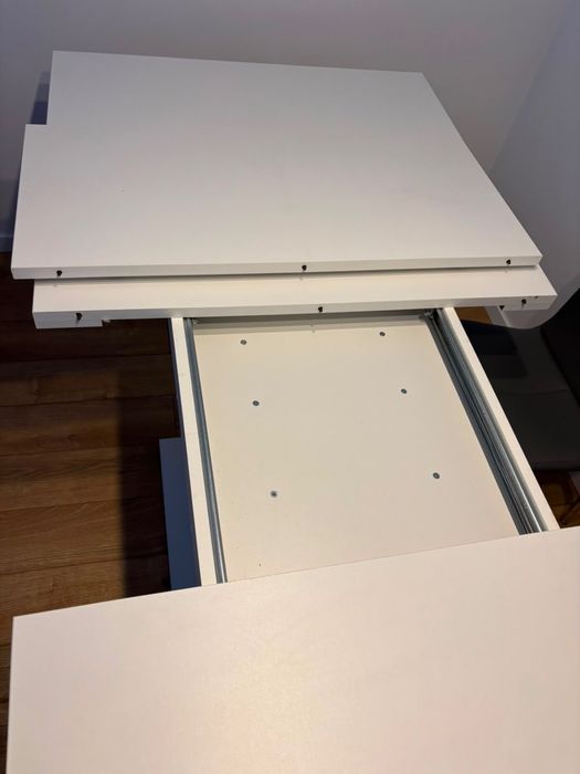 Biały stół rozkładany 160/200 × 90 cm – bardzo dobry stan