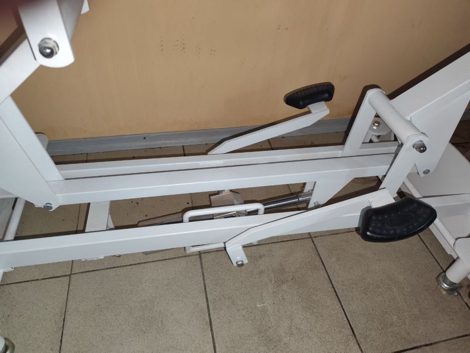 косметологічна кушетка багатофункціональна