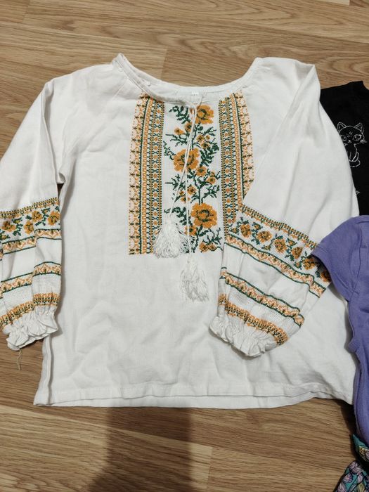 Пакет одягу дівчинки 10-12 р. Вишиванка, кофтинка H&M, сарафан + НОВІ кеди 34 р.