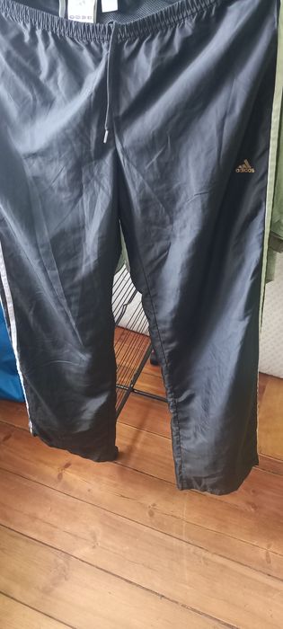 Spodnie szerokie Adidas
