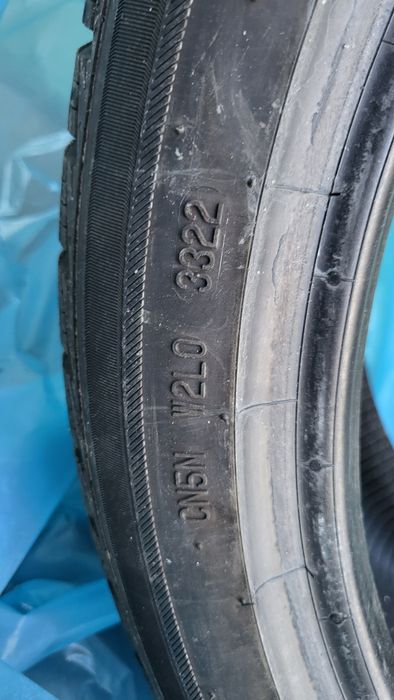Opony Zimowe 225/40 r18 BARUM 33/22r