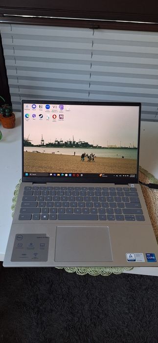 DELL Inspiron 14 Plus