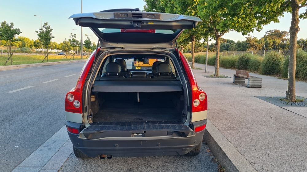 Volvo XC-90 2.4 D5 7L Confort